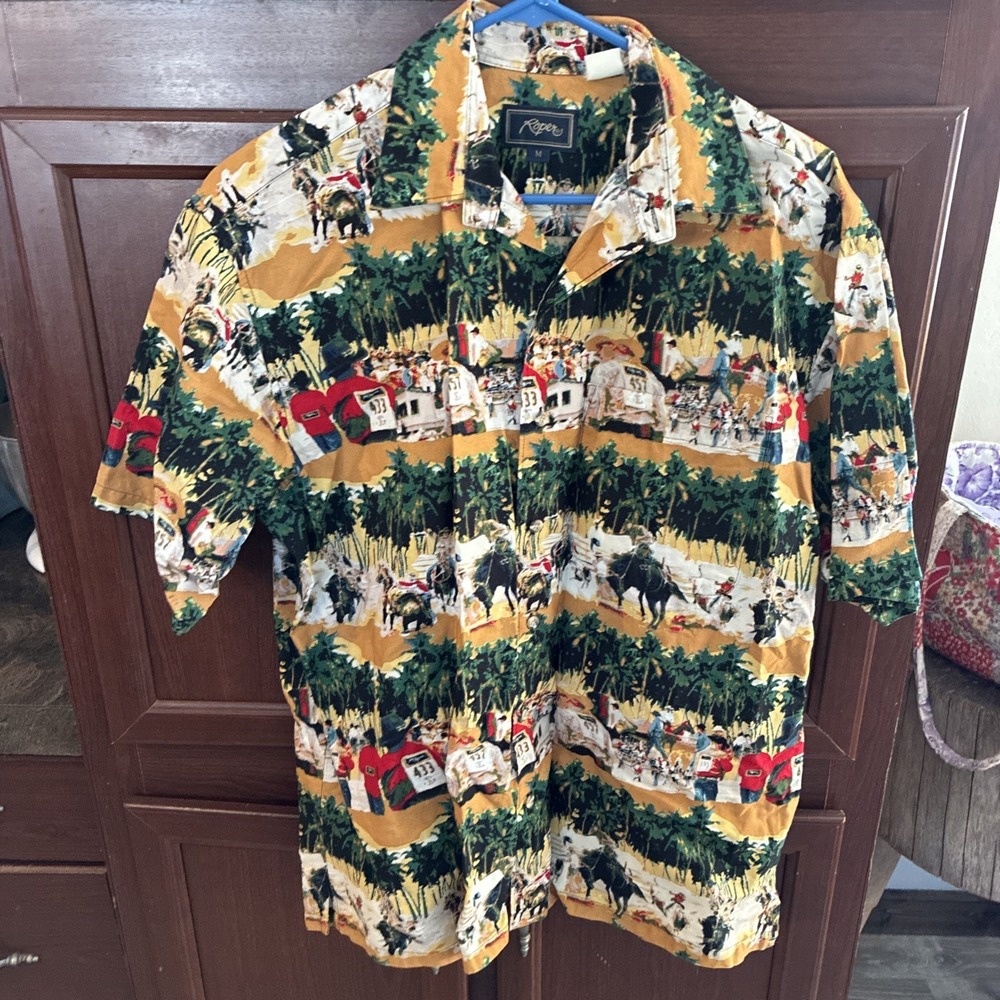 Roper Rodeo Western Scene Camp Allover Print Shirt Sz M Button Up Short Sleeve